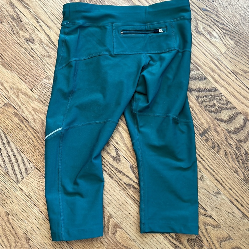 Nike Dri Fit Running Capris - Picture 5 of 6